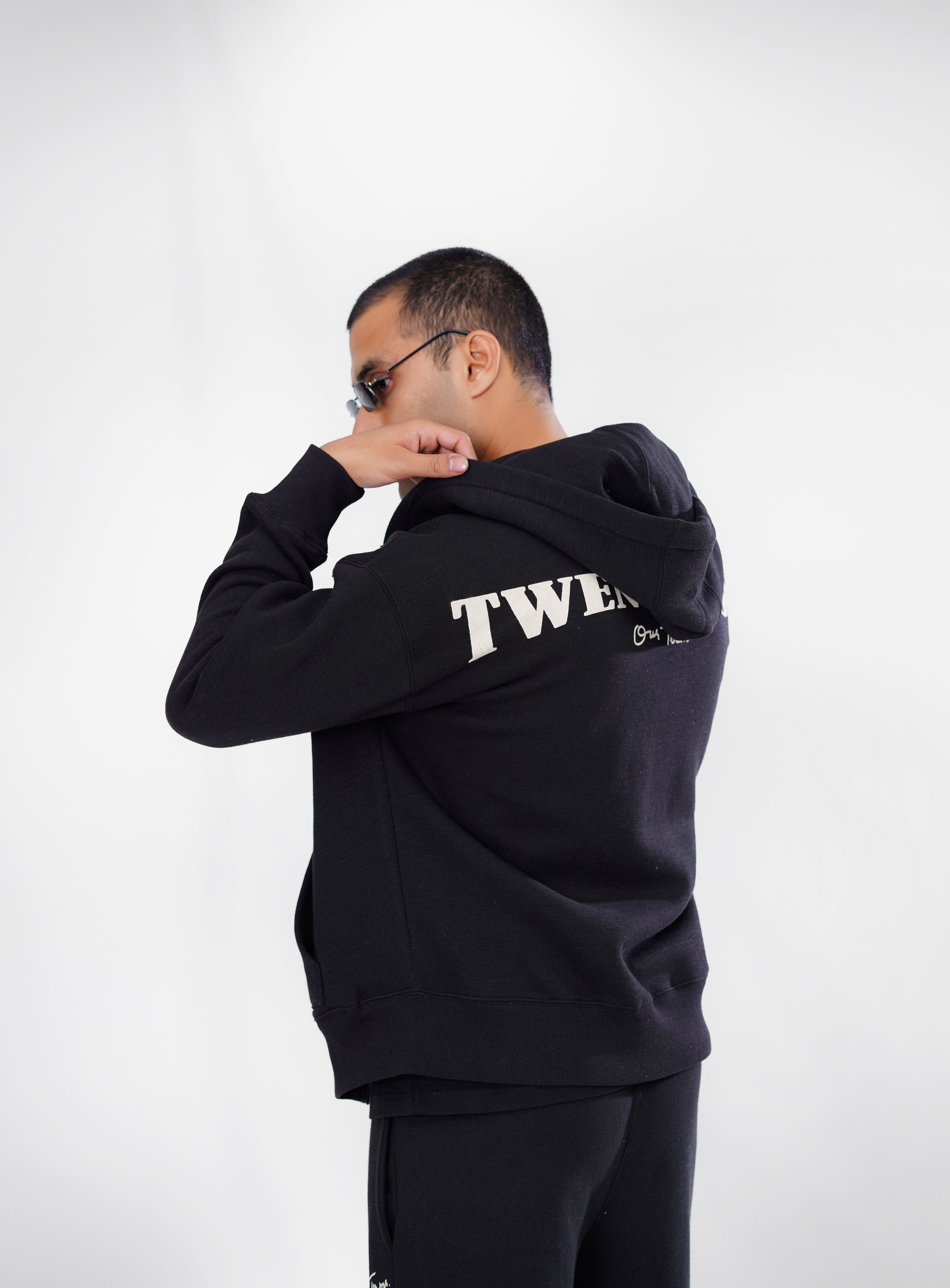 21 Edition Zipper