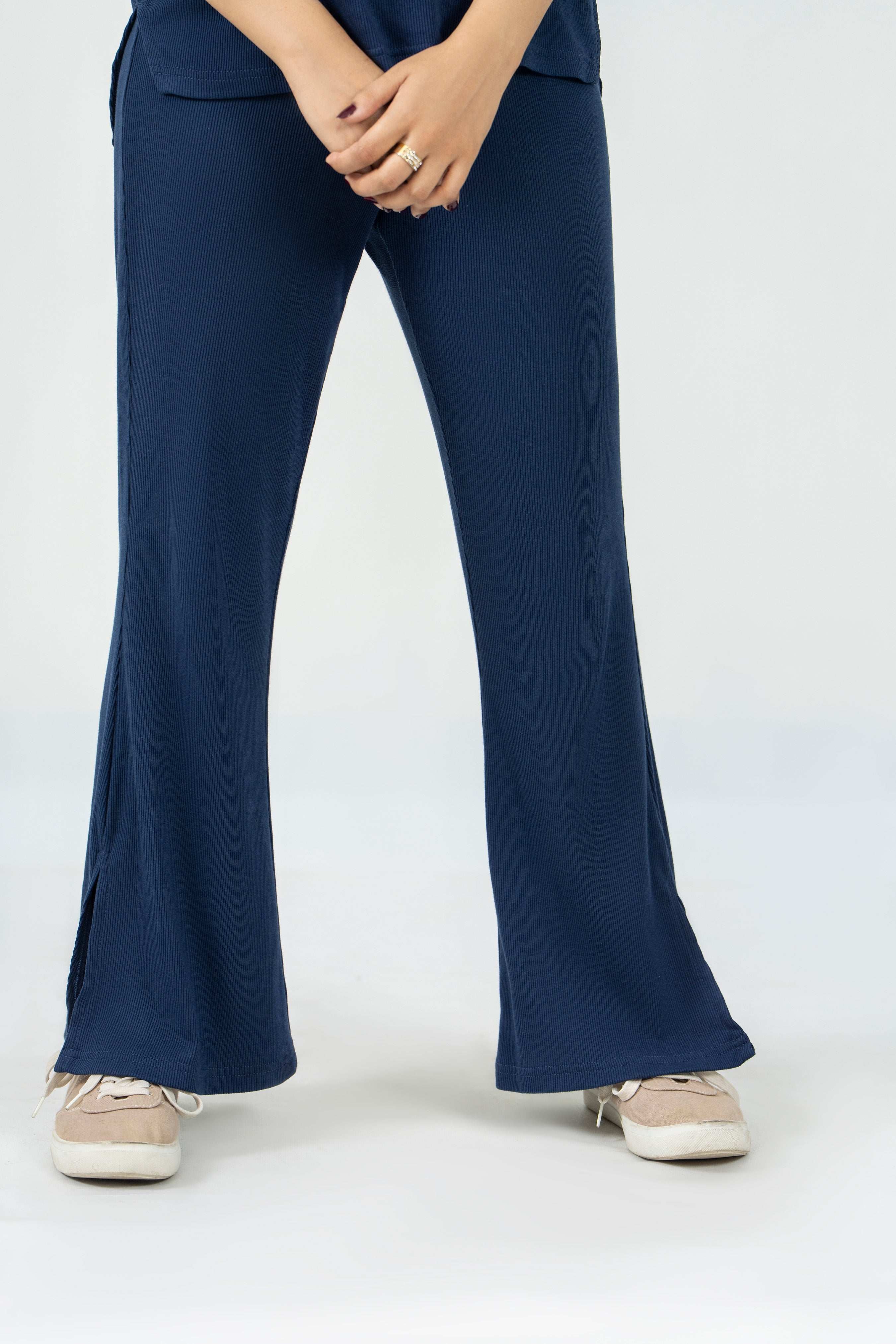 Lightweight Rib Trouser